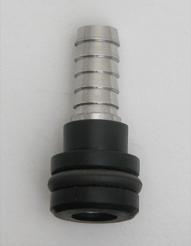 FJ SS 1/4" BARB LIQUID FITTING